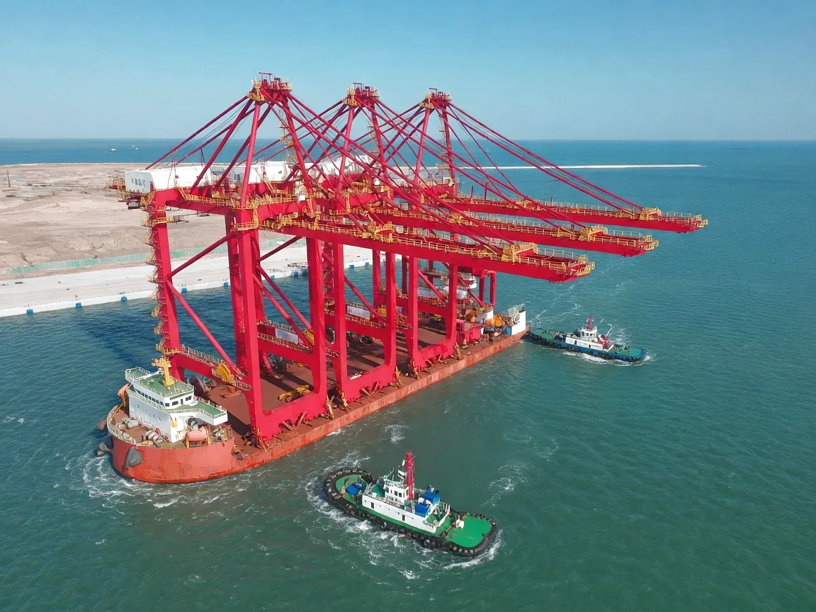 Shore bridge container crane port application
